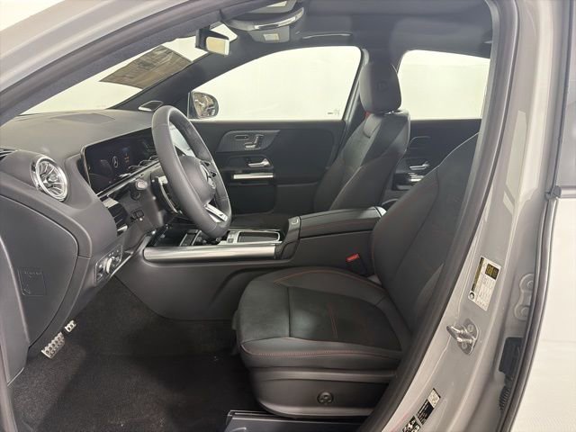 New 2026 Mercedes-Benz GLA 35 AMG 4MATIC image 11