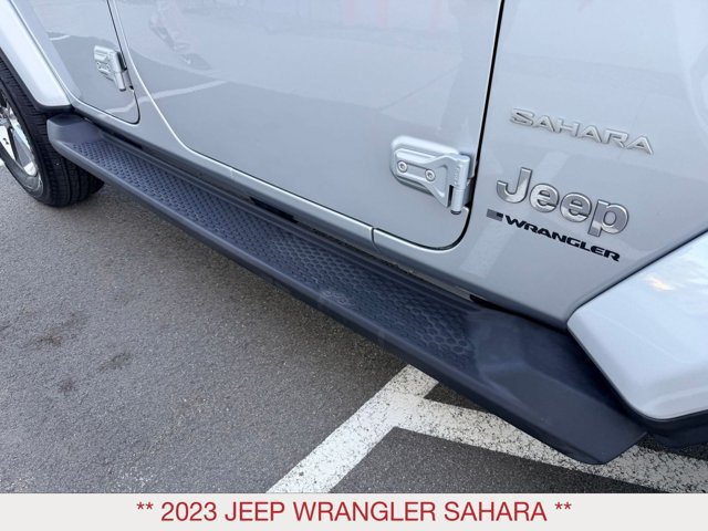 Certified 2023 Jeep Wrangler Unlimited Sahara w/ LED Lighting Group AWD/4WD image 9