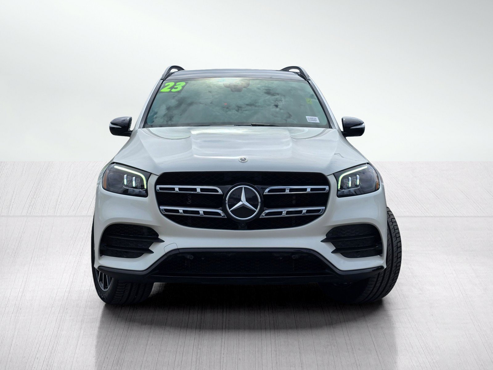 Used 2023 Mercedes-Benz GLS 450 4MATIC image 2