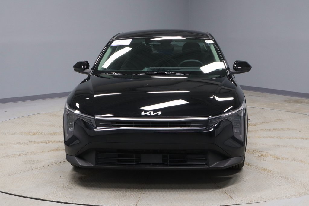 Used 2025 Kia K4 LXS image 6