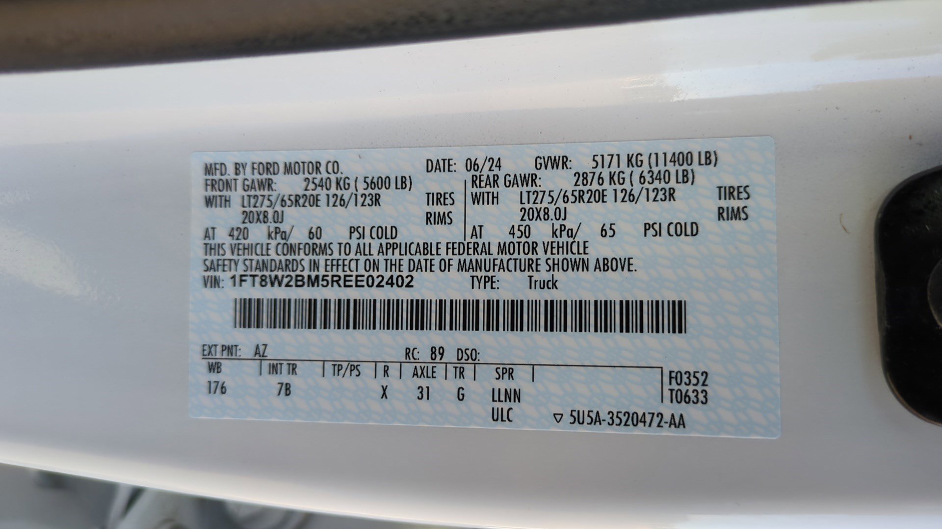 Used 2024 Ford F250 Platinum image 34