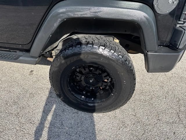 Used 2012 Jeep Wrangler Unlimited Sport AWD/4WD image 28