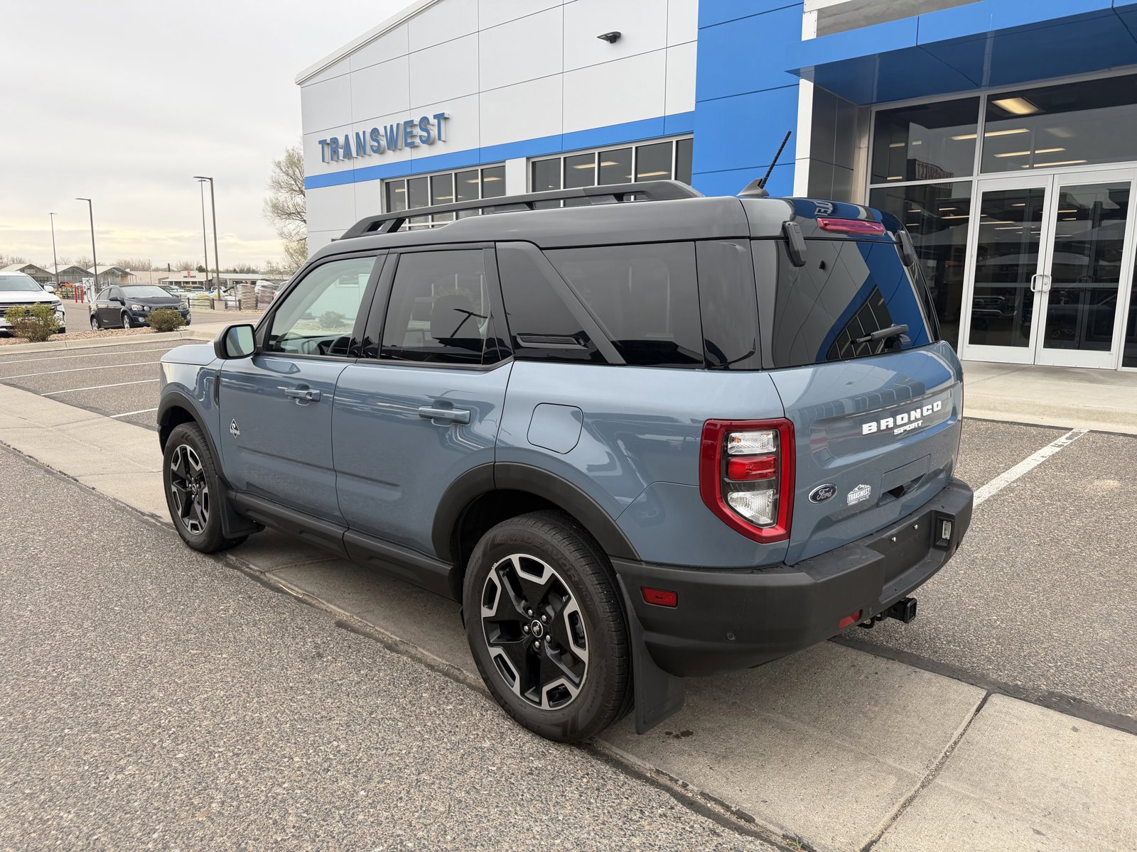 Used 2024 Ford Bronco Sport Outer Banks w/ Tech Package AWD/4WD image 3