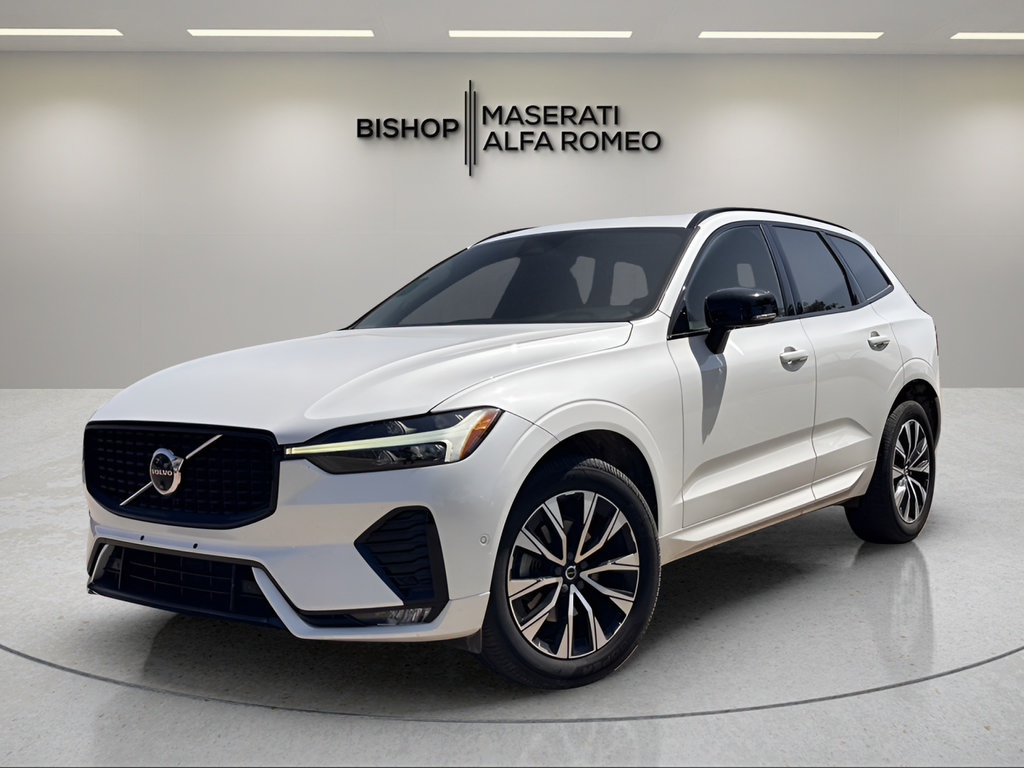 Used 2024 Volvo XC60 B5 Plus AWD/4WD image 2