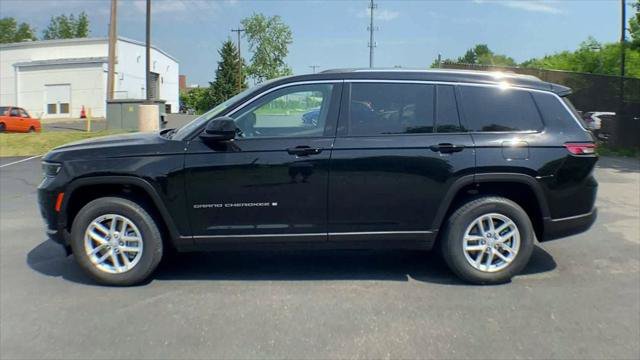 Certified 2023 Jeep Grand Cherokee L Laredo AWD/4WD image 6