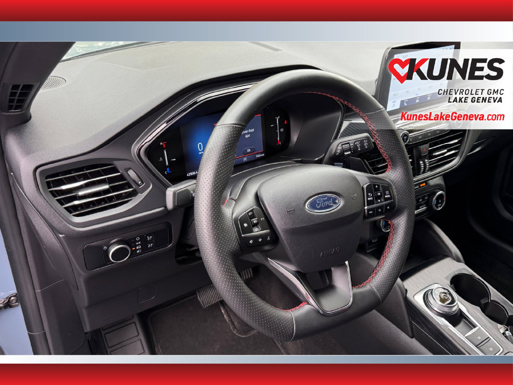 Used 2025 Ford Escape ST-Line AWD/4WD image 15