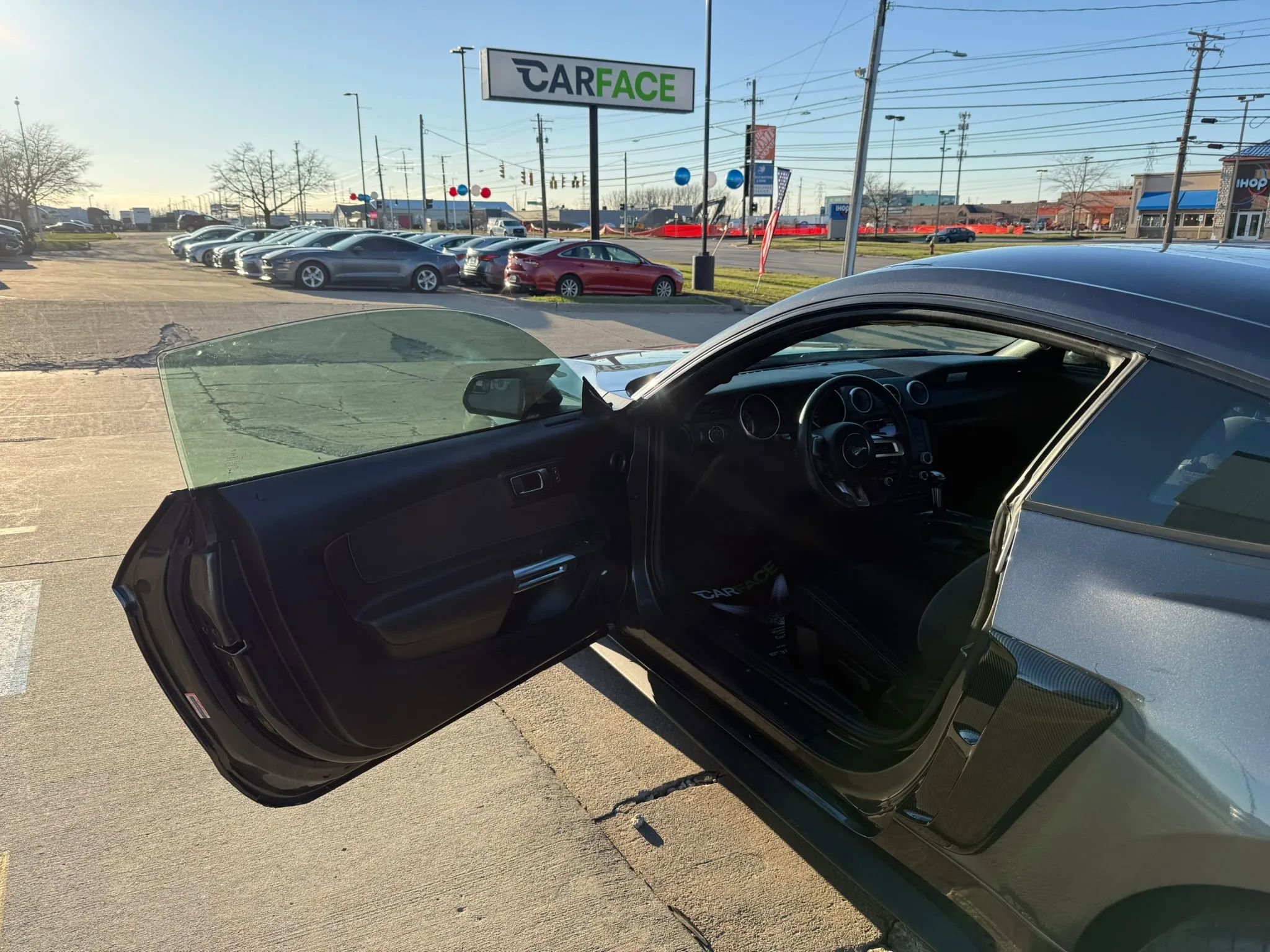 Used 2019 Ford Mustang Coupe RWD image 17