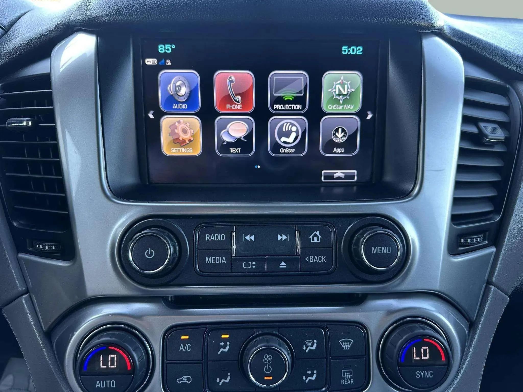 Used 2020 Chevrolet Tahoe LT image 26