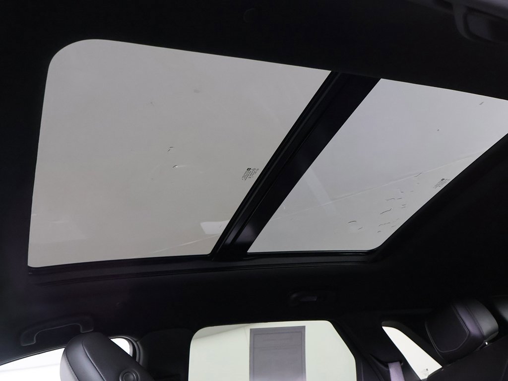 Used 2022 Cadillac XT5 Premium Luxury w/ LPO, Floor Liner Package image 22