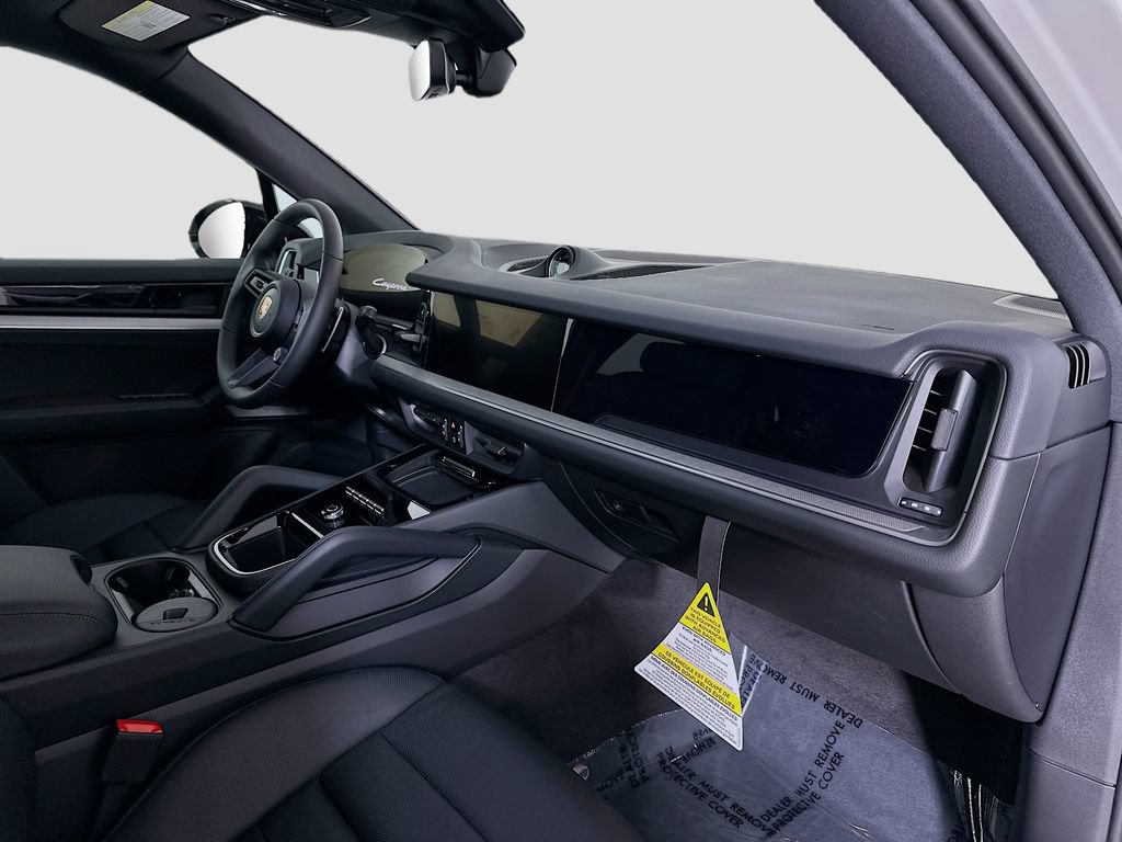 New 2026 Porsche Cayenne AWD/4WD image 32