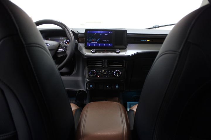 Used 2024 Ford Maverick Lariat w/ FX4 Off-Road Package image 32