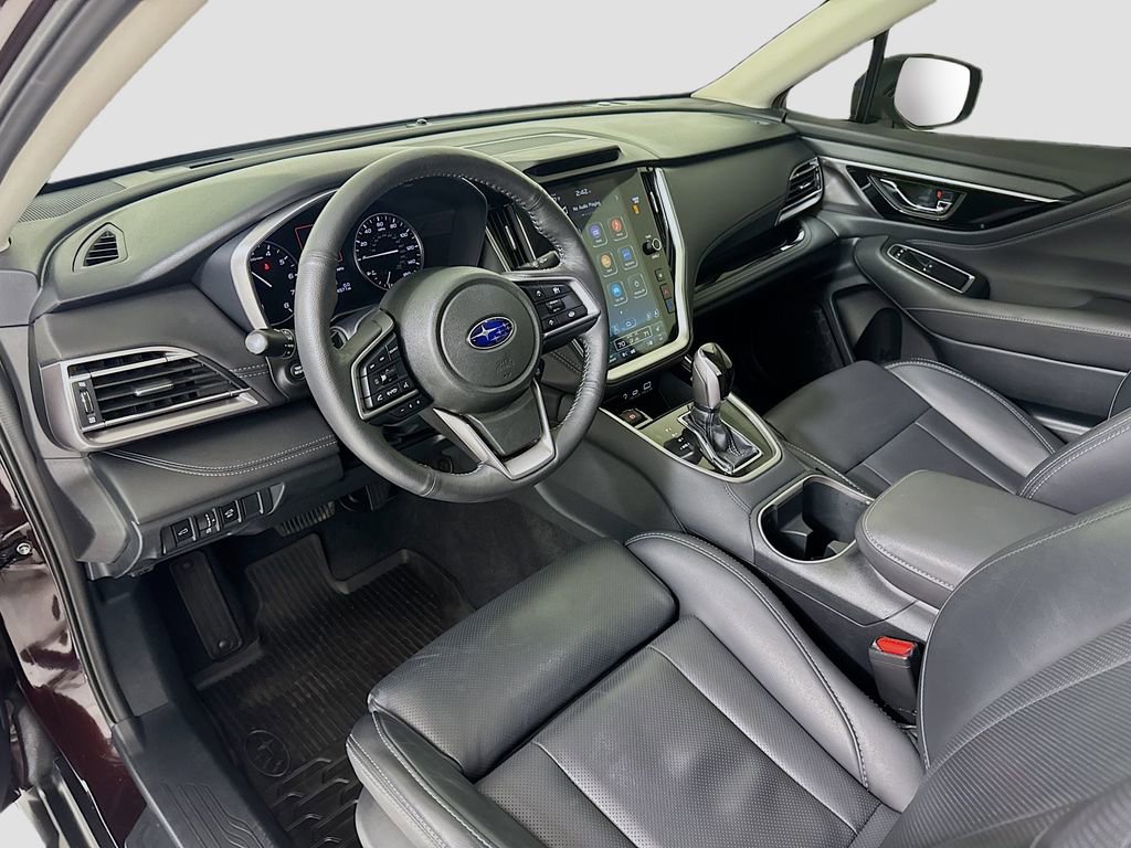 Used 2025 Subaru Outback Limited AWD/4WD image 9