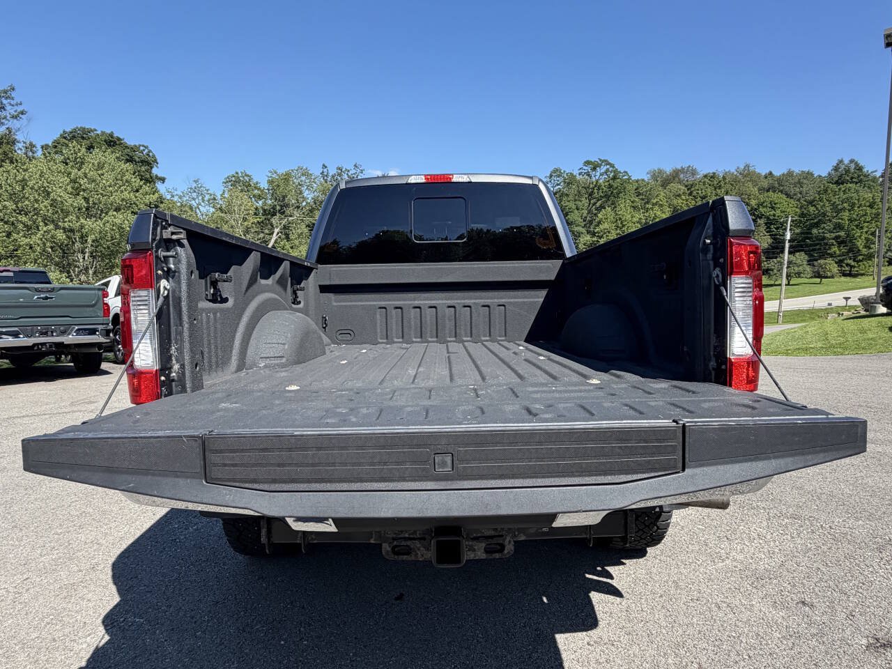 Used 2017 Ford F250 Lariat w/ Lariat Ultimate Package AWD/4WD image 10