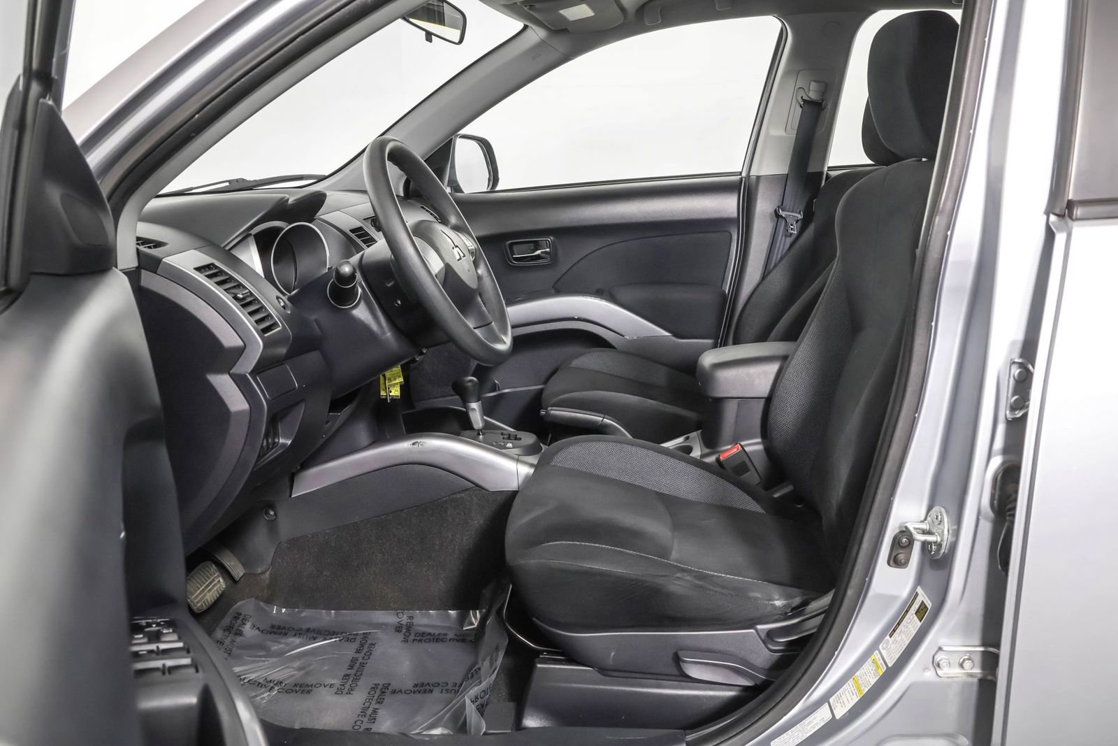 Used 2009 Mitsubishi Outlander ES image 6