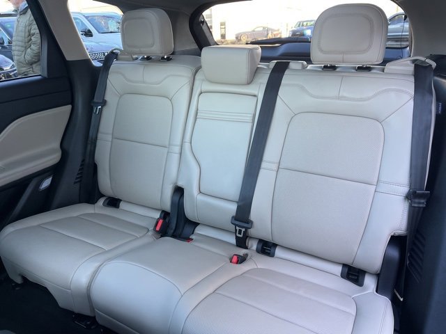 Used 2025 Lincoln Corsair Grand Touring w/ Equipment Group 301A image 14