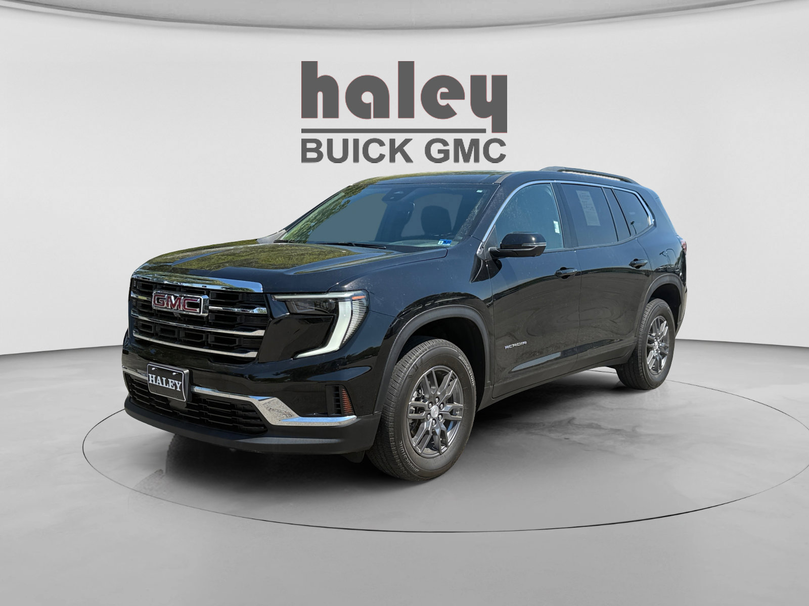 Used 2025 GMC Acadia Elevation image 1