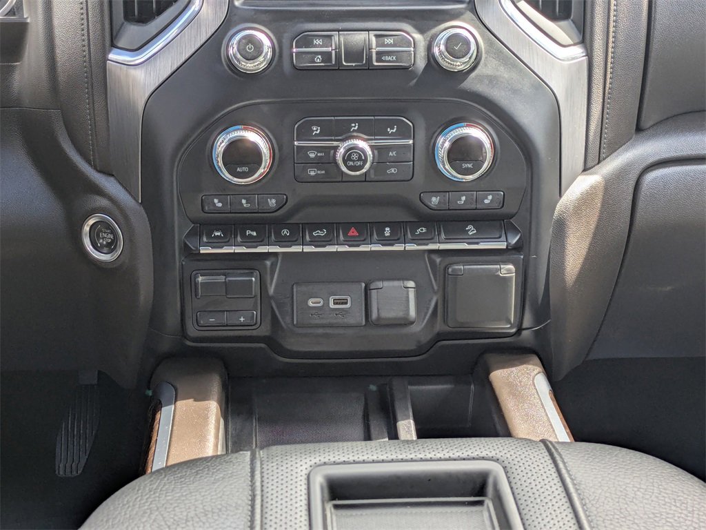 Used 2020 GMC Sierra 1500 Denali w/ Denali Premium Package image 18