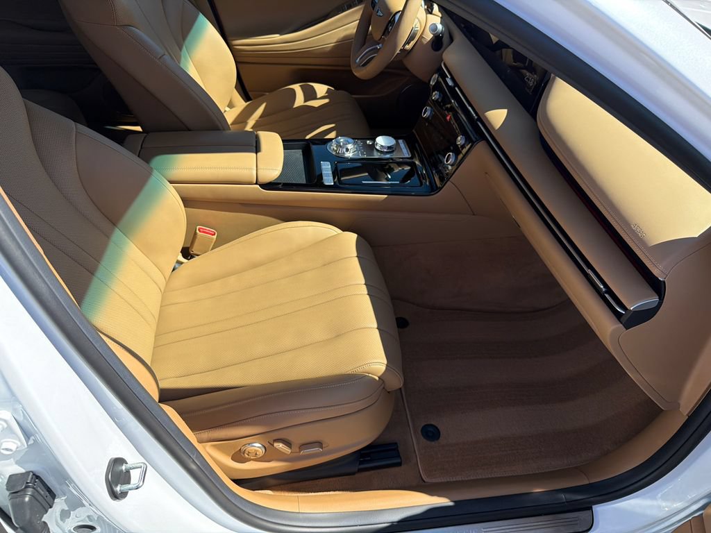 Used 2025 Genesis G80 2.5T AWD/4WD image 16