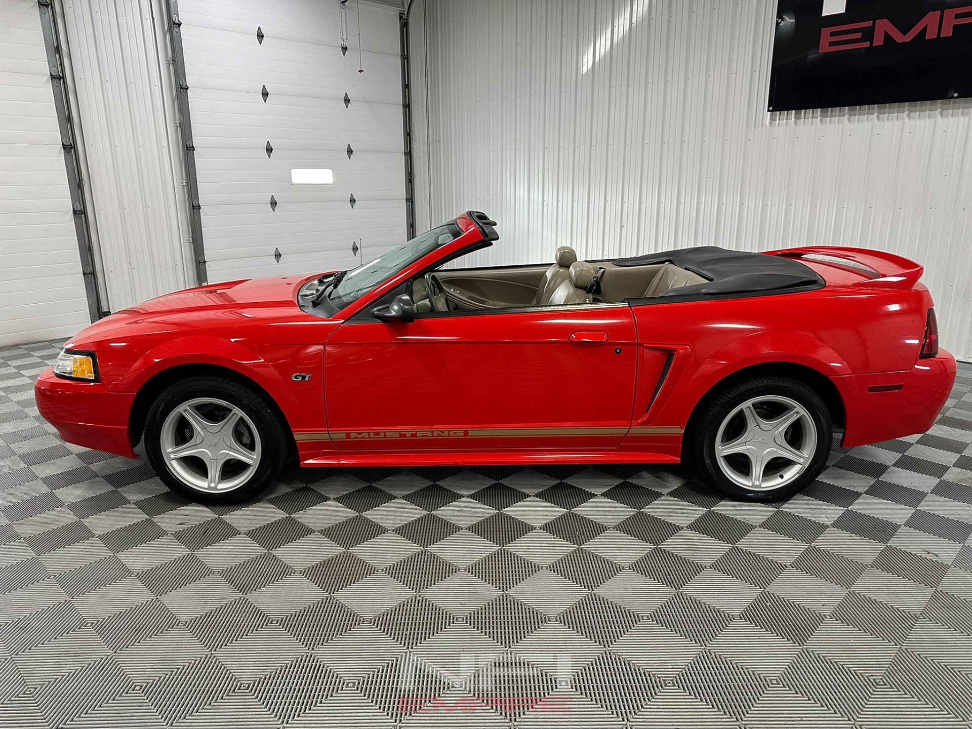 Used 2000 Ford Mustang GT image 3