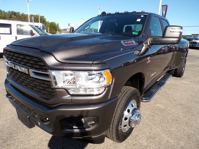 Used 2024 RAM 3500 Big Horn w/ Sport Appearance Package