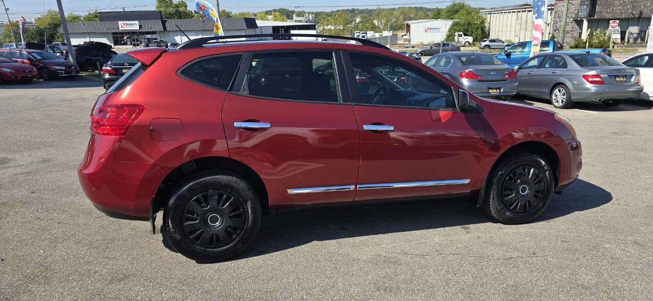 Used 2014 Nissan Rogue S w/ Convenience Package image 3