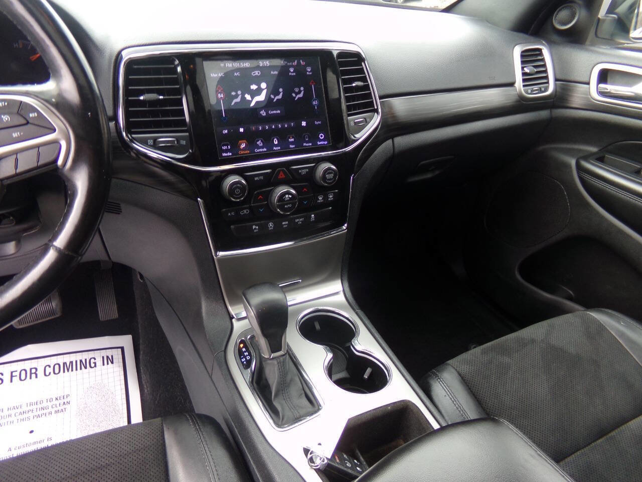 Used 2019 Jeep Grand Cherokee Altitude image 23
