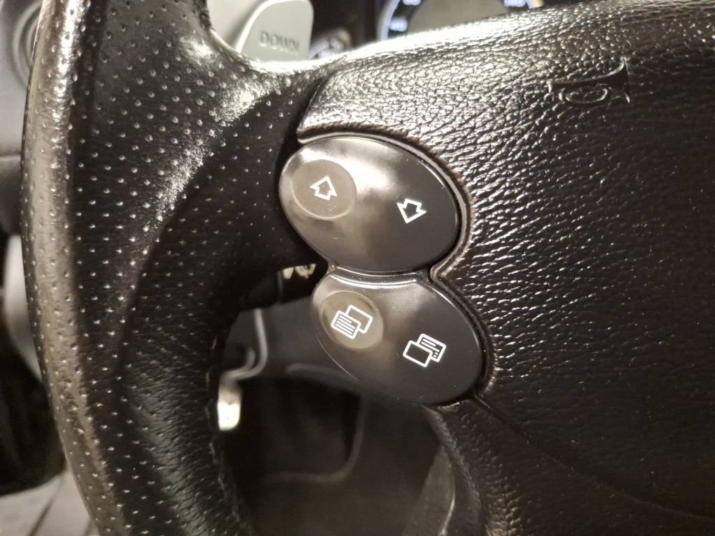 Used 2008 Mercedes-Benz SL 55 AMG image 21