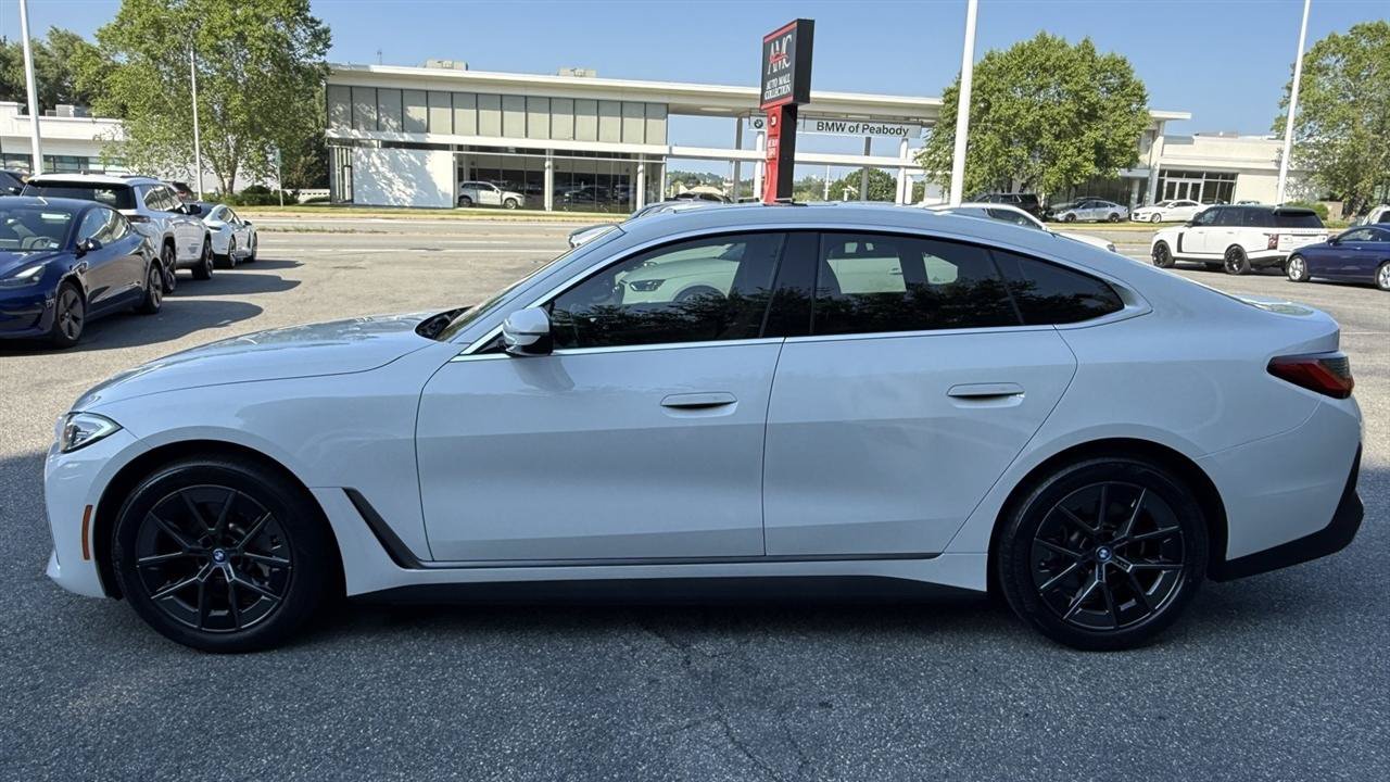 Used 2023 BMW i4 eDrive35 w/ Premium Package RWD image 11