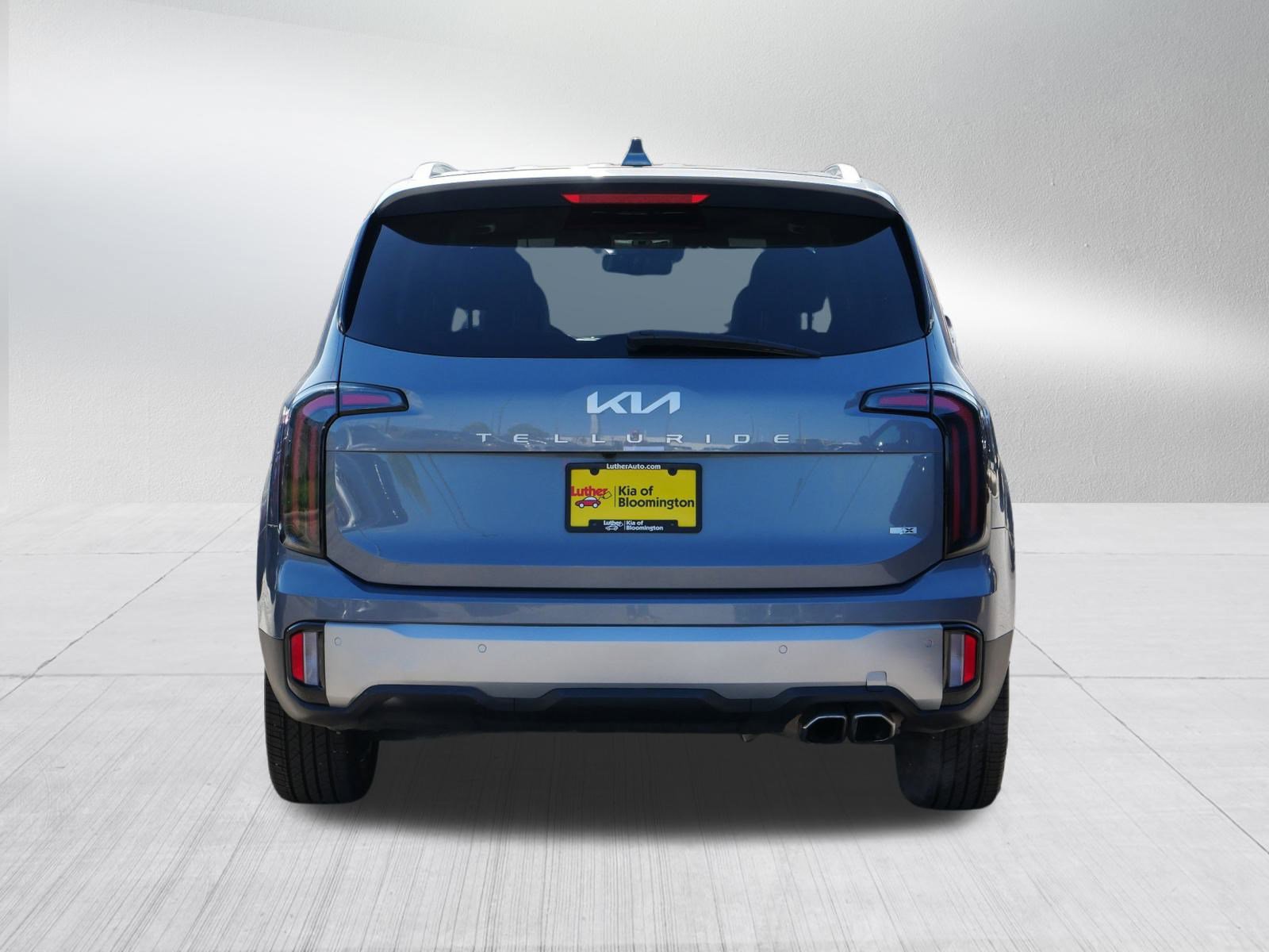 Used 2023 Kia Telluride EX w/ EX Captain's Chair Package image 6