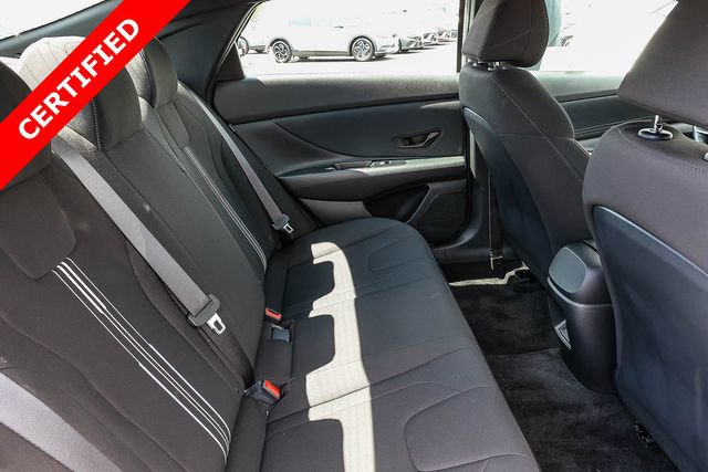 Certified 2025 Hyundai Elantra SEL FWD image 20