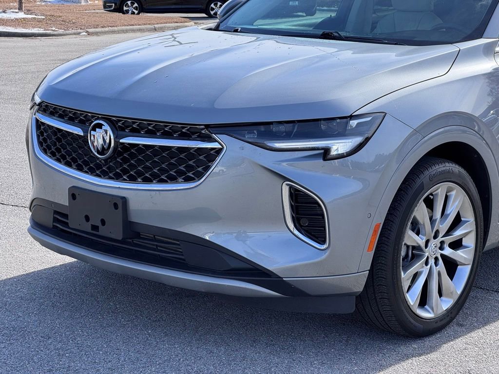 Used 2023 Buick Envision Avenir image 39