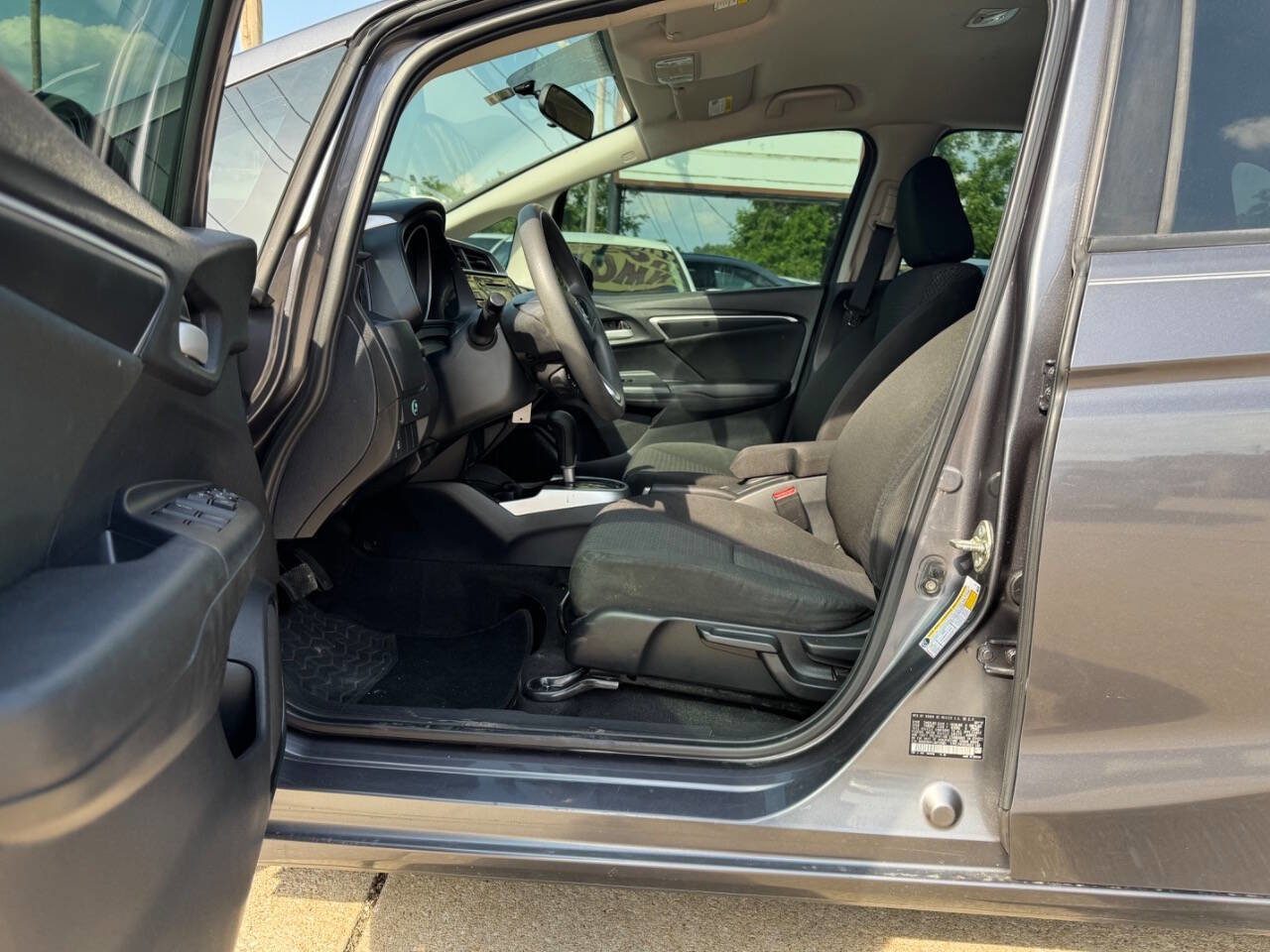 Used 2018 Honda Fit LX image 9