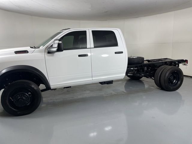 New 2025 RAM 5500 2WD Crew Cab image 5