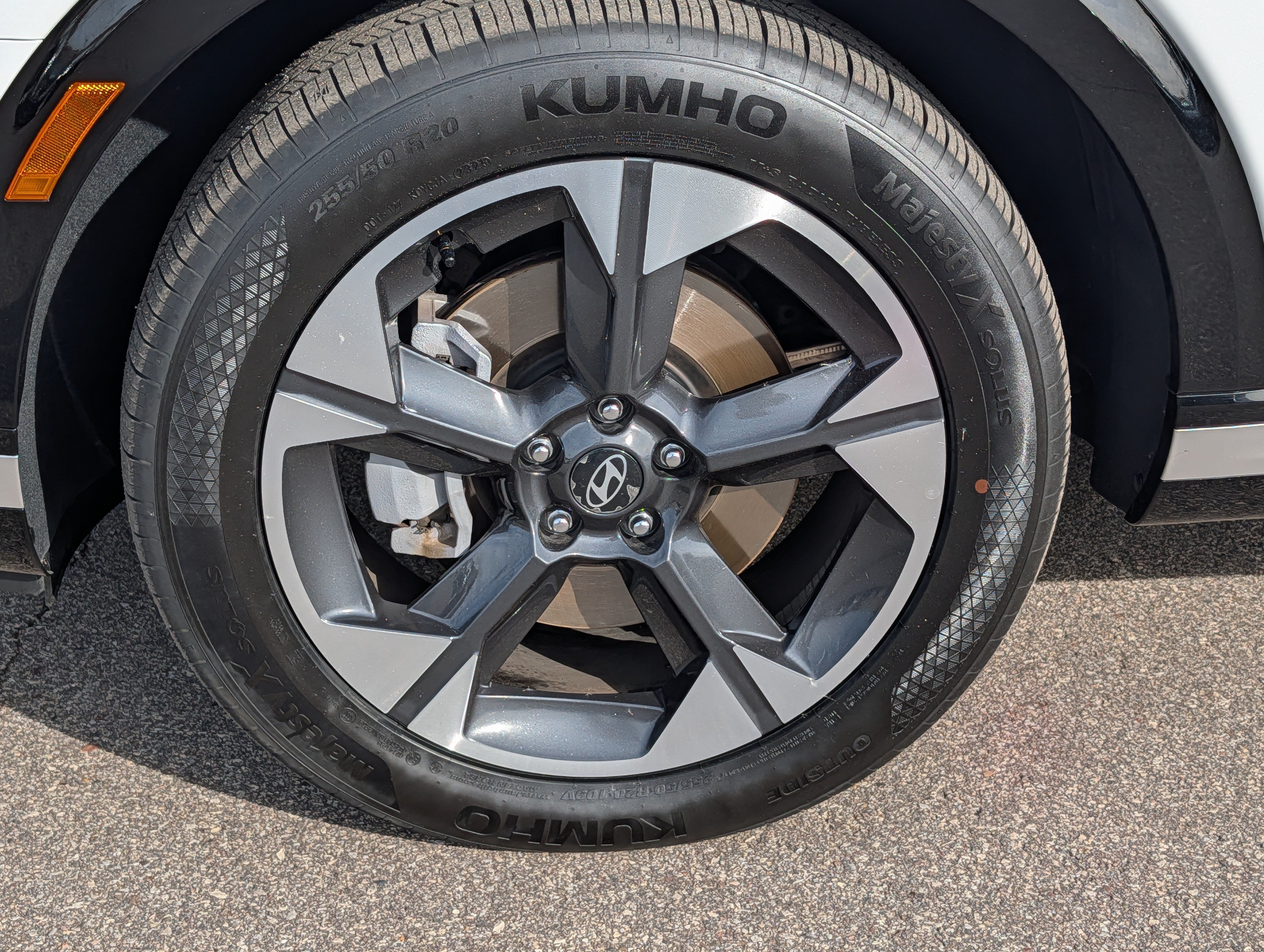 Certified 2026 Hyundai Palisade Limited AWD/4WD image 15