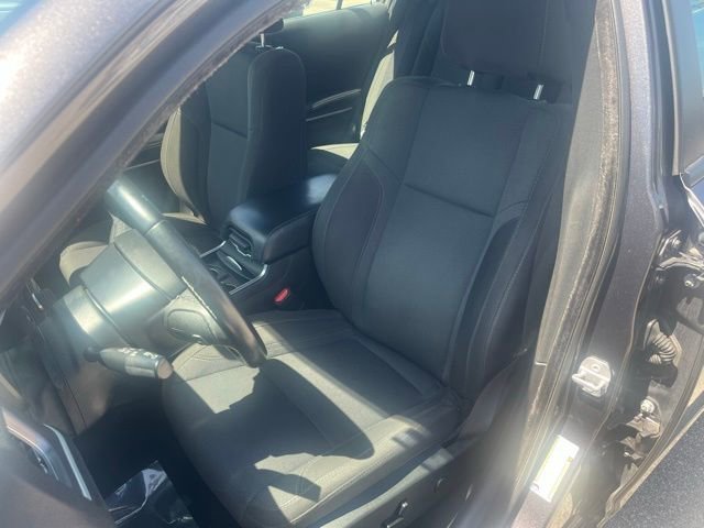 Used 2019 Dodge Charger SXT image 15