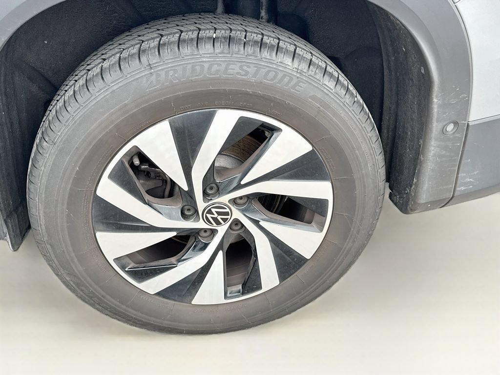 Certified 2025 Volkswagen Tiguan S AWD/4WD image 31