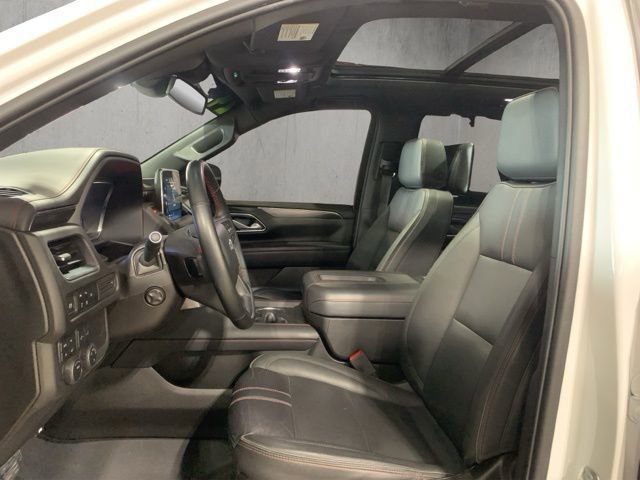 Used 2024 Chevrolet Suburban RST w/ Luxury Package AWD/4WD image 13