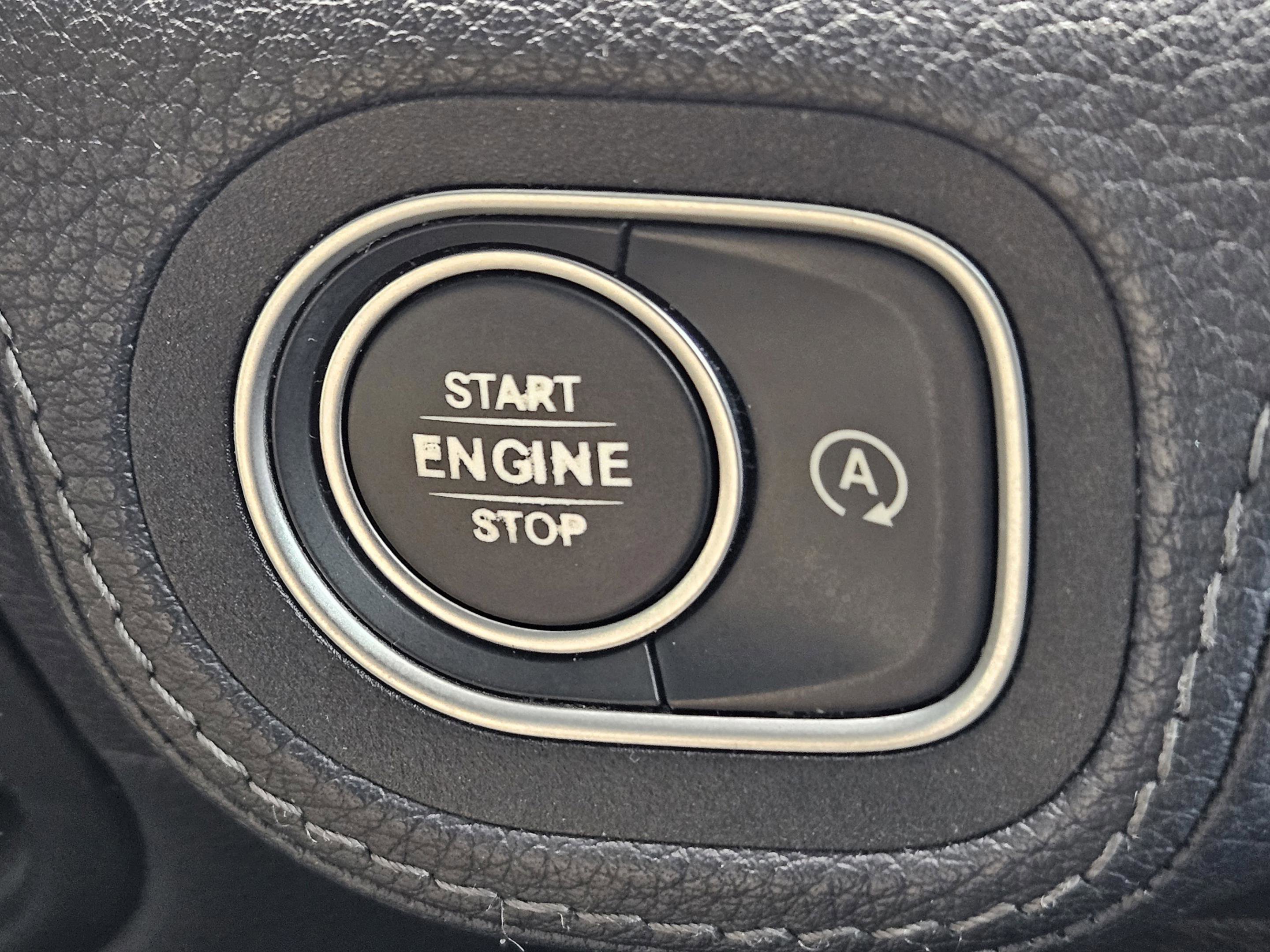 Used 2020 Mercedes-Benz GLS 450 4MATIC image 13