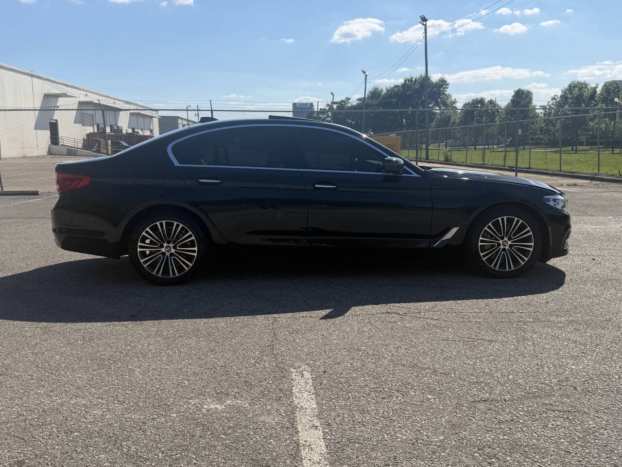 Used 2017 BMW 530i RWD image 8