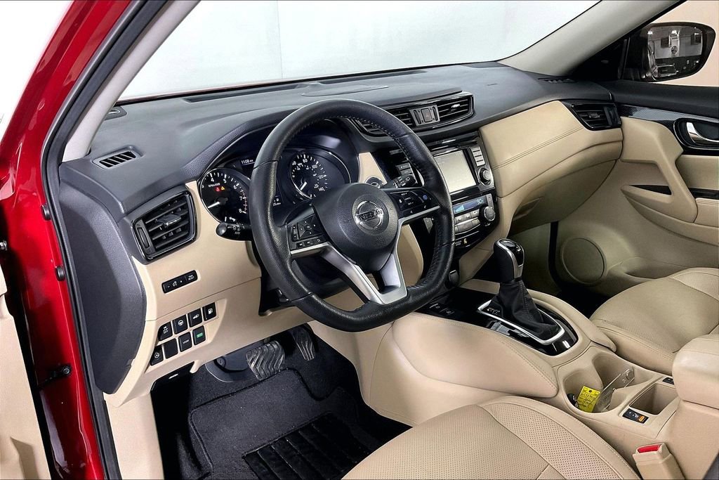 Used 2020 Nissan Rogue SL w/ Premium Package image 18