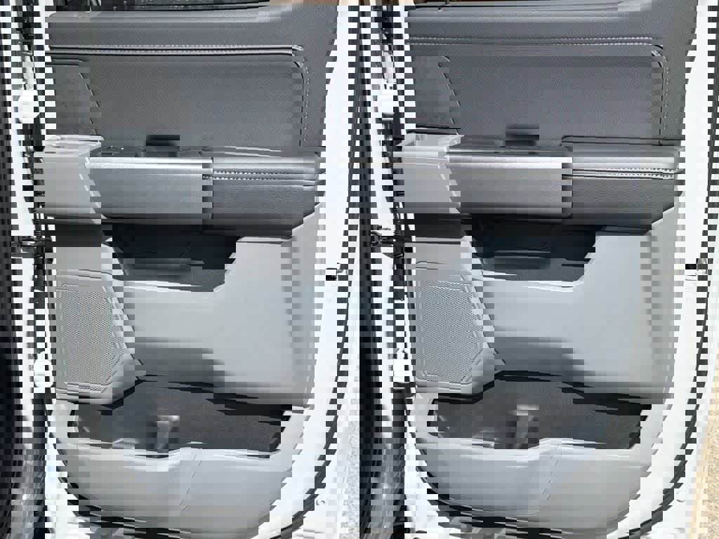 New 2026 Ford F150 XLT w/ Equipment Group 302A MID image 15