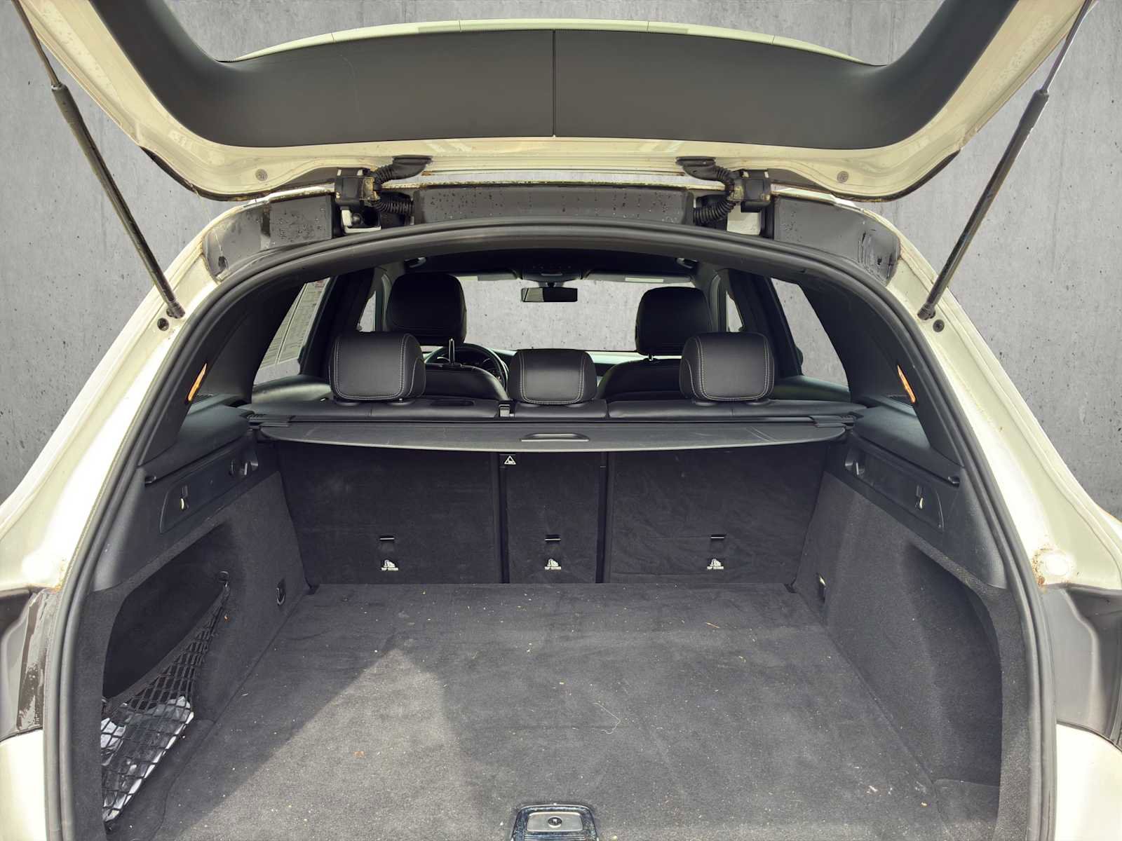 Used 2020 Mercedes-Benz GLC 300 4MATIC image 23