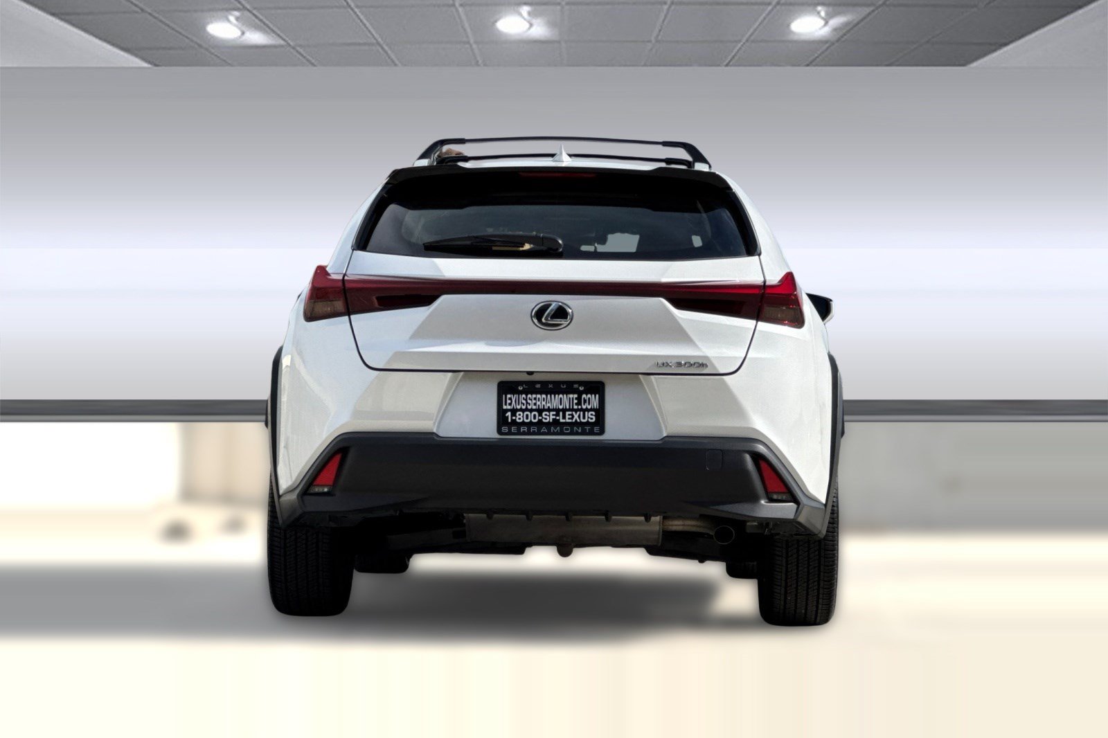 Used 2025 Lexus UX 300h FWD w/ Accessory Package (Z2) image 9
