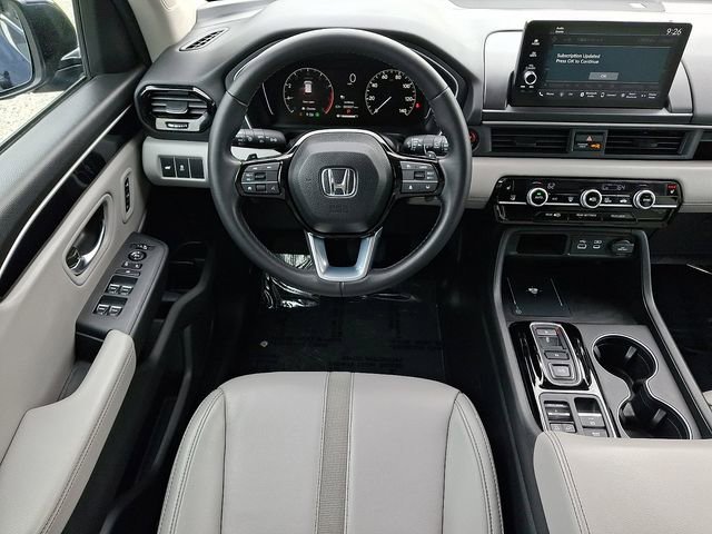 Certified 2025 Honda Pilot EX-L image 11