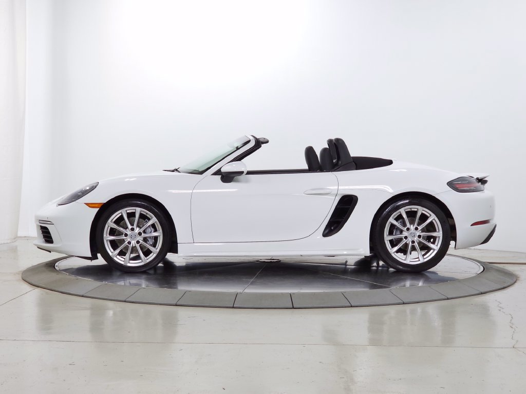Used 2019 Porsche 718 Boxster RWD image 5