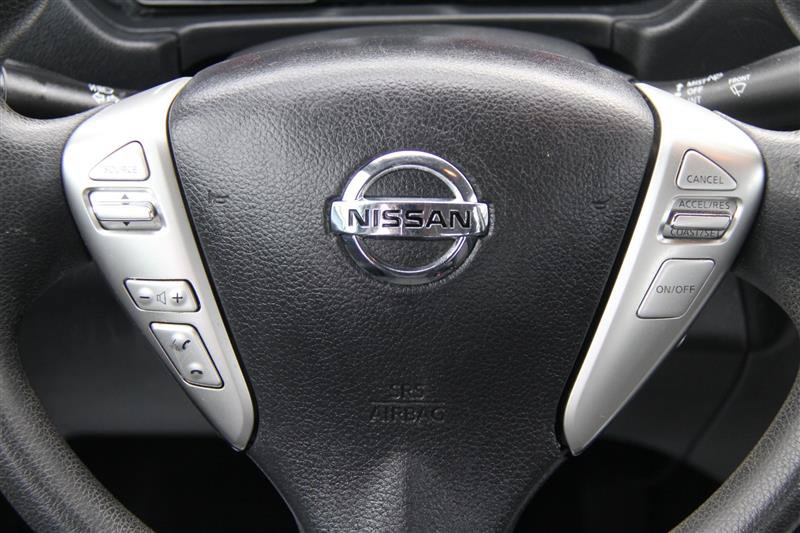 Used 2015 Nissan Versa SV FWD image 23