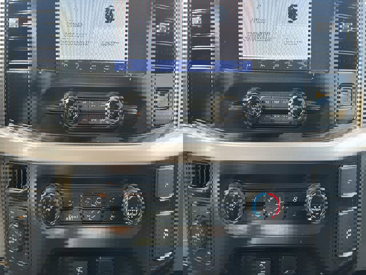 Used 2023 Ford F150 XLT image 59