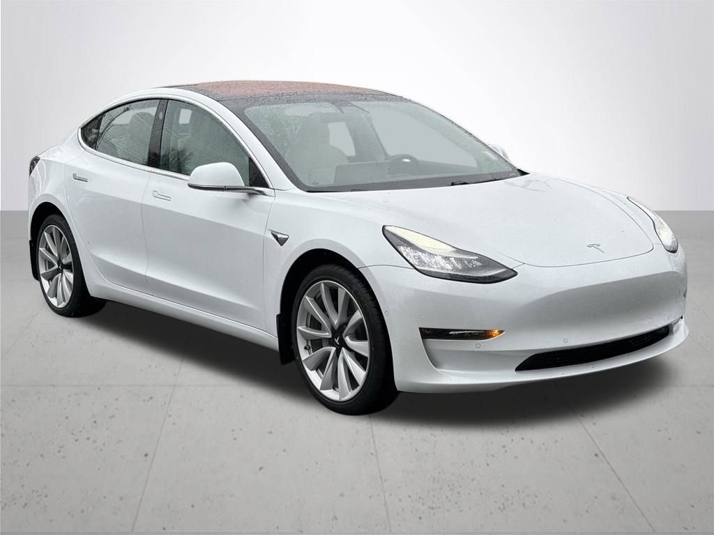 Used 2018 Tesla Model 3 Long Range image 4
