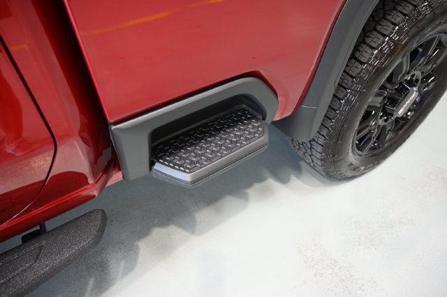 New 2026 GMC Sierra 2500 AT4 w/ AT4 Premium Plus Package AWD/4WD image 34