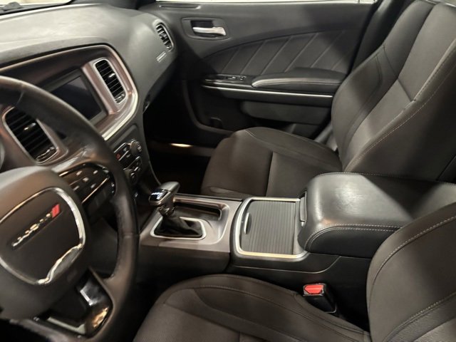Used 2019 Dodge Charger SXT image 17